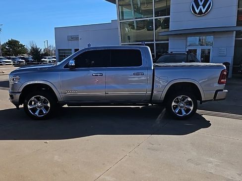 Used 2021 RAM 1500 Limited w/ Body Color Bumper Group AWD/4WD image 8