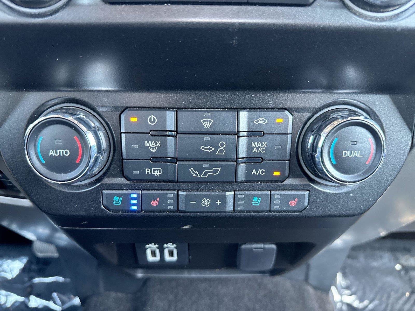 Used 2019 Ford F150 Lariat w/ Max Trailer Tow Package AWD/4WD image 11