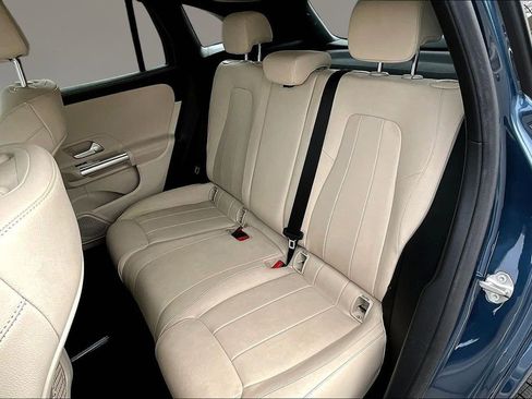 Used 2022 Mercedes-Benz GLA 250 4MATIC image 22