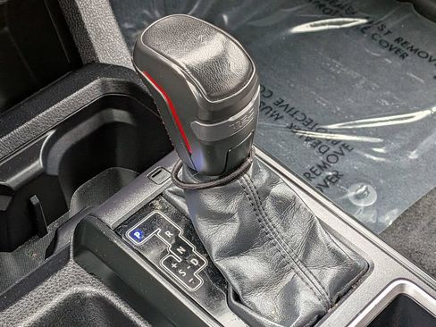 Used 2022 Toyota Tacoma SR AWD/4WD image 20