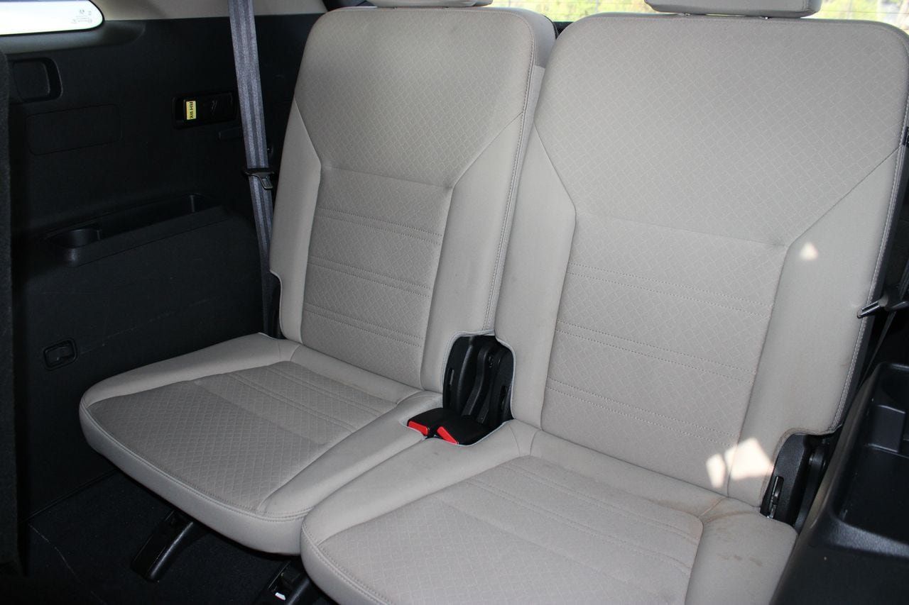 Used 2020 Kia Sorento LX FWD image 20