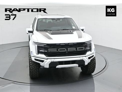 Used 2025 Ford F150 Raptor AWD/4WD image 39