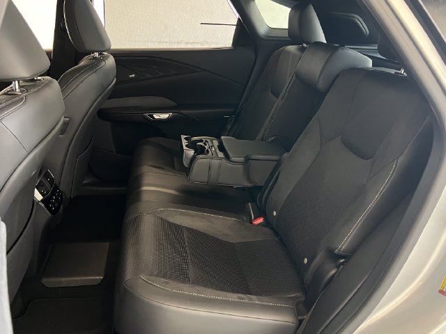 Certified 2025 Lexus RX 450h AWD w/ Convenience Package image 39