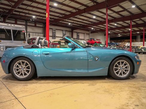 Used 2005 BMW Z4 2.5i RWD image 10