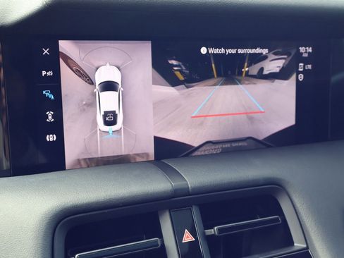 Certified 2024 Porsche Taycan image 19