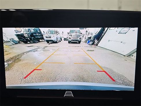 Certified 2024 Buick Envista Preferred w/ Convenience I Package image 24