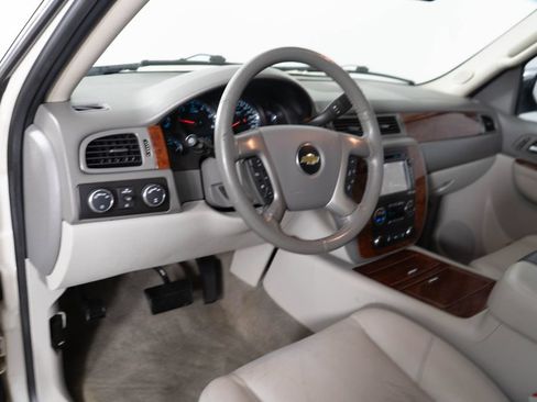 Used 2013 Chevrolet Tahoe LTZ AWD/4WD image 13