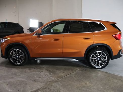 Certified 2025 BMW X1 xDrive28i w/ Premium Package image 9