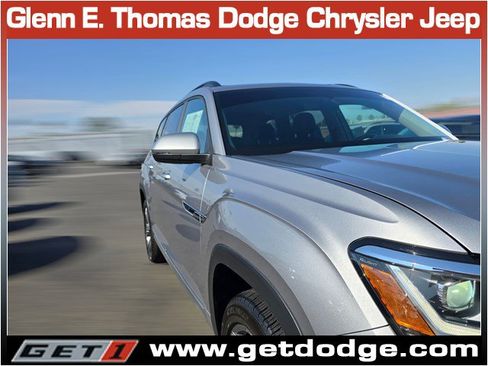 Used 2021 Volkswagen Atlas SE w/ Panoramic Sunroof Package image 6