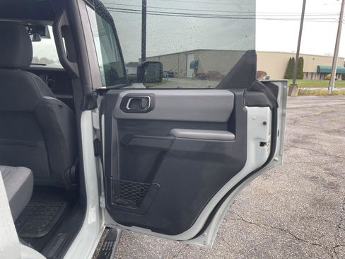 Used 2022 Ford Bronco Big Bend image 24
