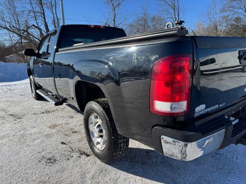 Used 2010 GMC Sierra 2500 SLT image 10