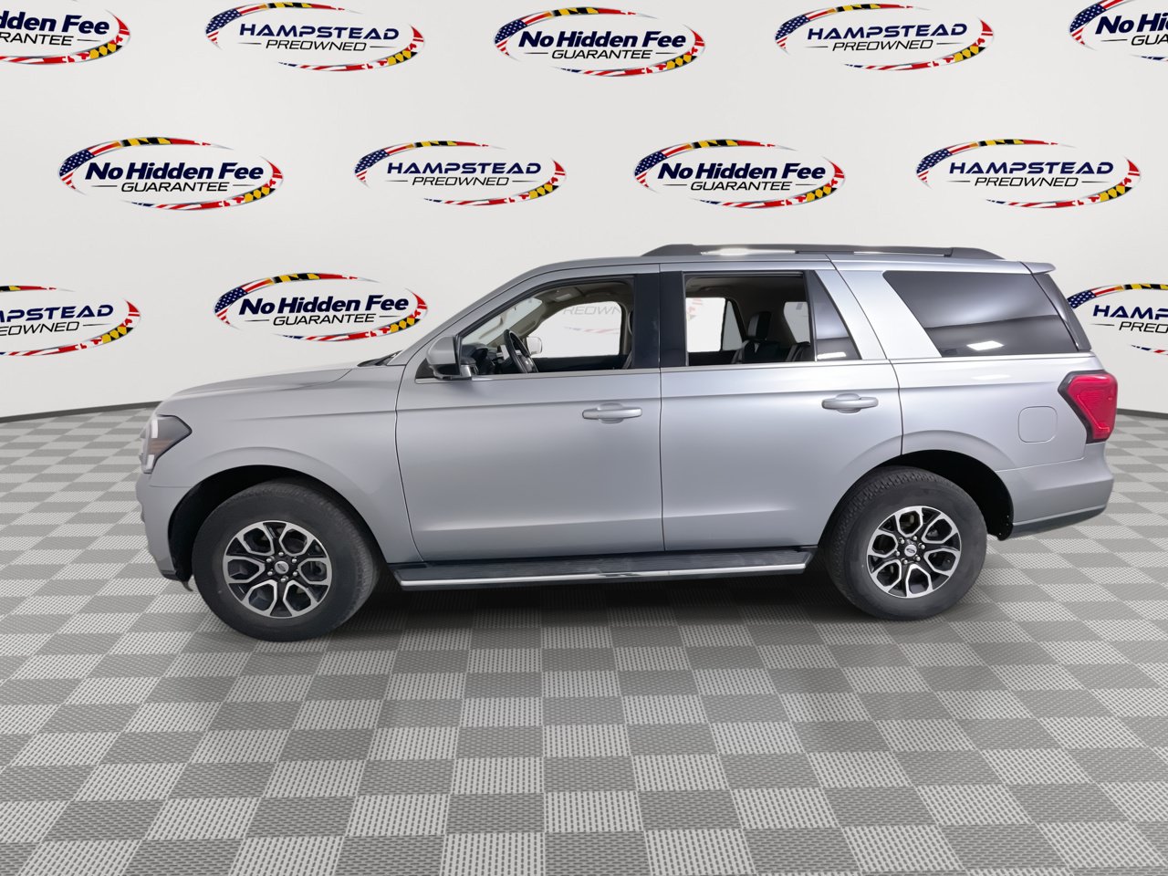 Used 2023 Ford Expedition XLT AWD/4WD image 6