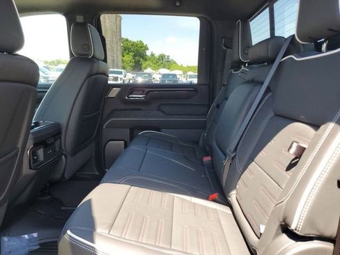 New 2026 GMC Sierra 2500 AT4X AWD/4WD image 12