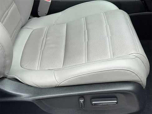Used 2020 Honda CR-V EX-L image 45