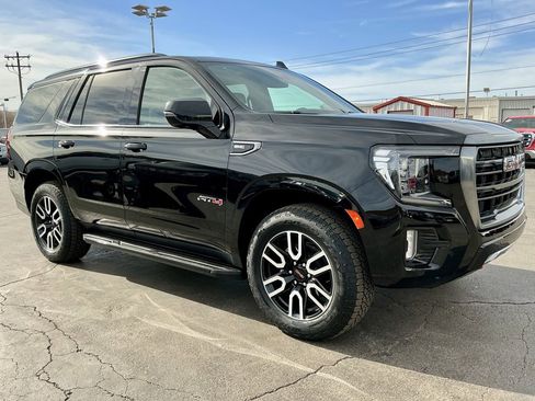 Used 2021 GMC Yukon AT4 w/ Rear Media and Nav Package image 6