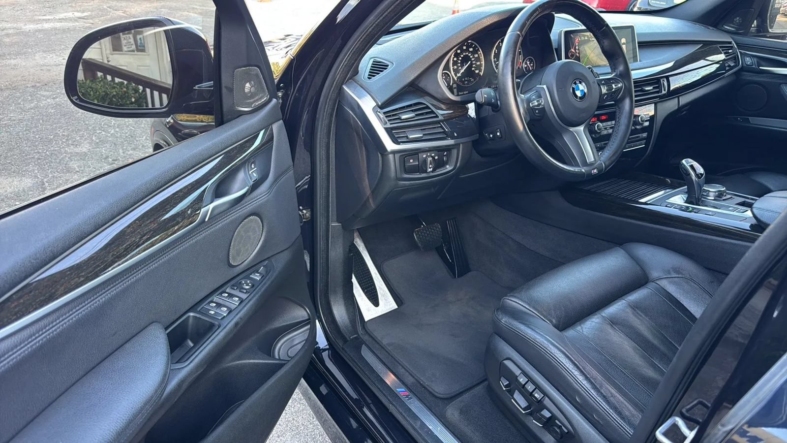 Used 2015 BMW X5 xDrive35i AWD/4WD image 9