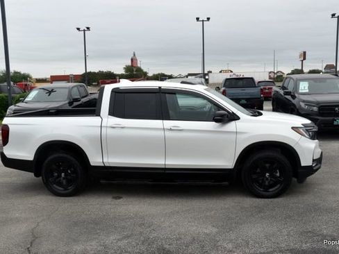 Used 2022 Honda Ridgeline Black Edition image 3
