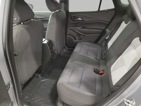 Used 2024 Chevrolet Trax RS w/ Driver Confidence Package image 21