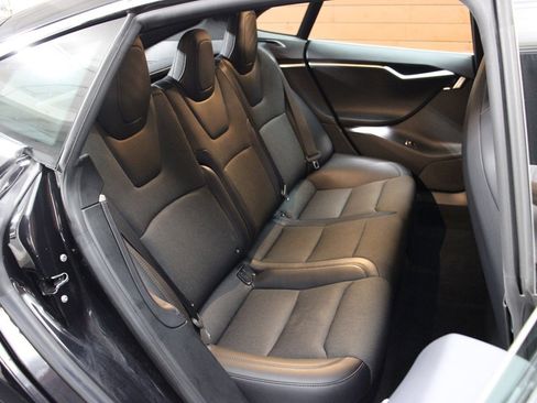 Used 2018 Tesla Model S 75D image 37