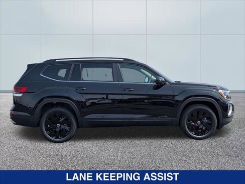 New 2026 Volkswagen Atlas SE FWD image 6