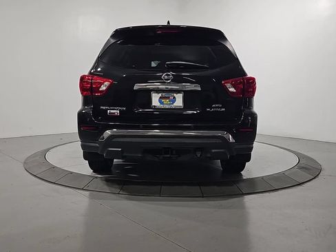 Used 2019 Nissan Pathfinder Platinum AWD/4WD image 4