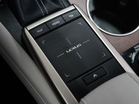 Used 2021 Lexus RX 350L Premium w/ Premium Package image 28