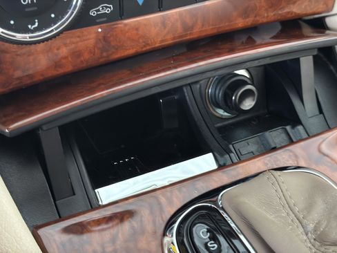 Used 2007 Mercedes-Benz CLK 350 Coupe image 32