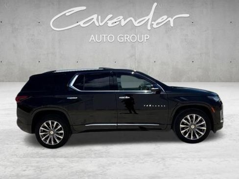 Used 2023 Chevrolet Traverse Premier w/ LPO, Floor Liner Package AWD/4WD image 17