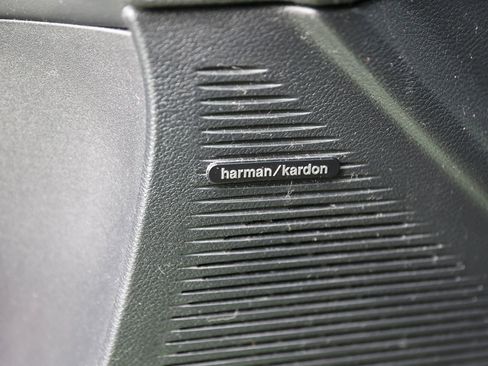 Used 2017 Dodge Challenger SRT Hellcat image 31