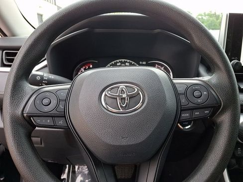 Certified 2025 Toyota RAV4 XLE AWD/4WD image 22