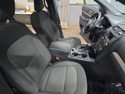 Used 2019 Ford Explorer XLT w/ Class III Trailer Tow Package AWD/4WD image 11