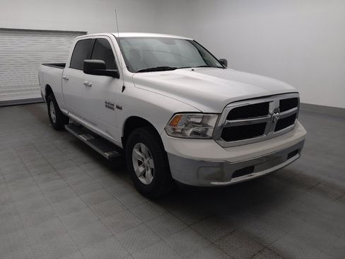 Used 2017 RAM 1500 Classic SLT AWD/4WD image 14
