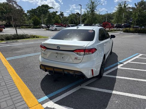 Used 2024 Toyota Corolla SE image 6