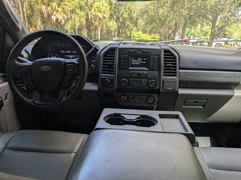 Used 2021 Ford F250 XL w/ STX Appearance Package AWD/4WD image 13