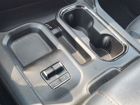 Used 2024 GMC Sierra 2500 AT4 w/ AT4 Premium Plus Package image 22