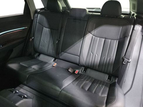 Used 2019 Audi e-tron Prestige w/ Prestige Package image 22