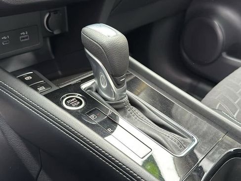 Certified 2024 Nissan Kicks SV image 19