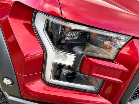 Used 2019 Ford F150 Raptor w/ Equipment Group 802A Luxury image 26