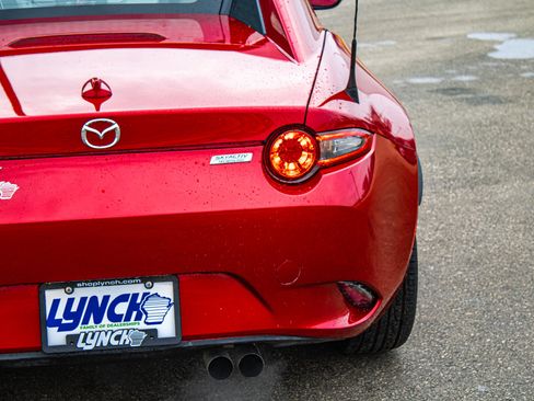 Used 2017 MAZDA MX-5 Miata RF Grand Touring image 9