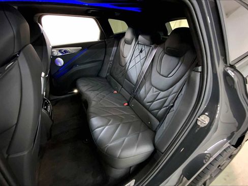 Used 2025 BMW XM image 20