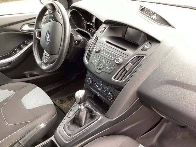 Used 2017 Ford Focus ST FWD image 22