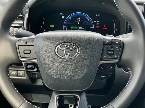 Used 2026 Toyota Camry SE w/ Multimedia Upgrade Package FWD image 12