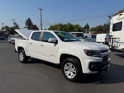 Used 2022 Chevrolet Colorado LT AWD/4WD image 1