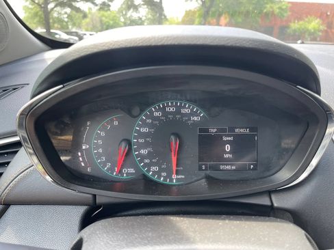 Used 2018 Chevrolet Trax LT FWD image 17