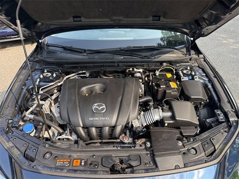 Used 2022 MAZDA MAZDA3 s image 29