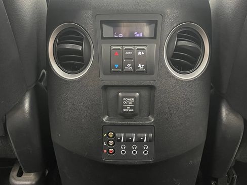 Used 2015 Honda Pilot Touring image 7