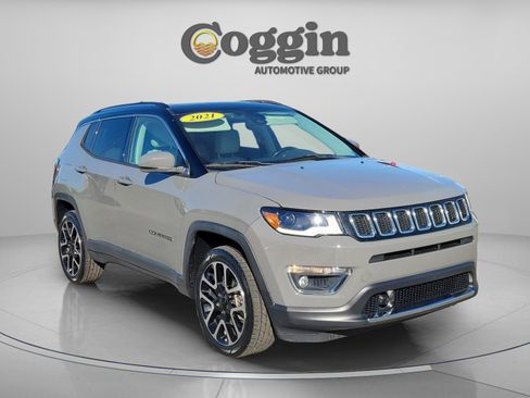 Used 2021 Jeep Compass Limited w/ Sun and Sound Group image 4