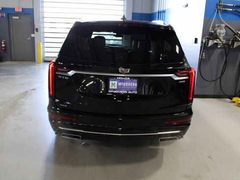 Used 2020 Cadillac XT6 Premium Luxury image 43