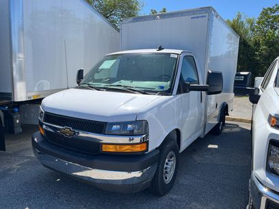 New 2025 Chevrolet Express 3500 w/ Power Convenience Package