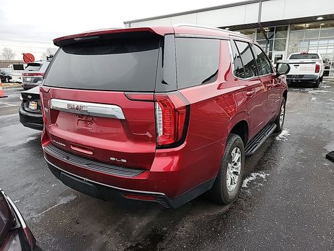 Used 2023 GMC Yukon SLE image 4